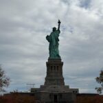 探秘岛国移民新趋势：漂洋过海的生活选择与挑战