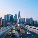 跨越国界的新起点：出国移民的机遇与挑战解析