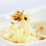 快速入籍详解：背景、流程与政策影响全面解析