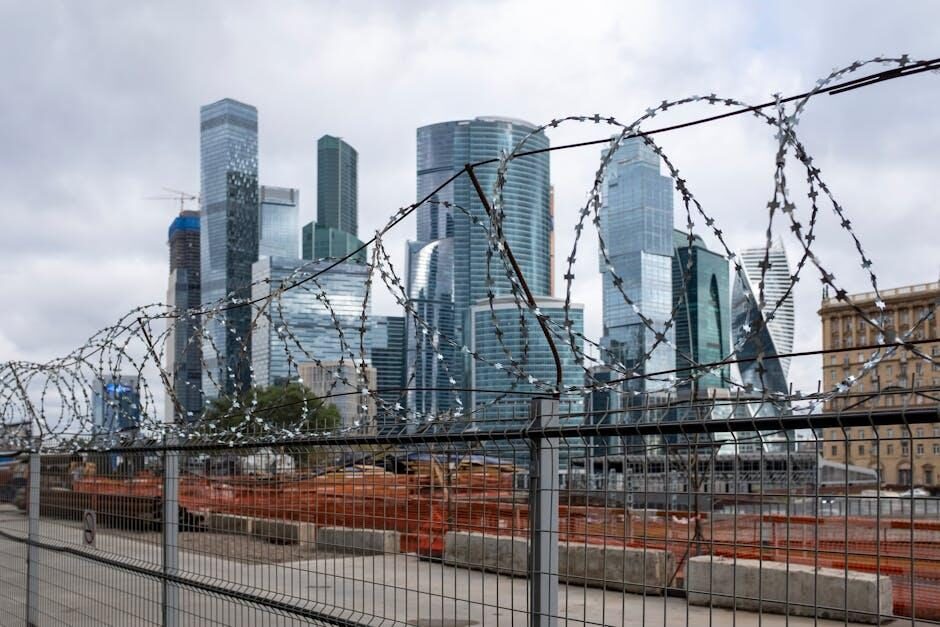 突破经济壁垒:探索低成本移民的多样路径与机遇 1 突破经济壁垒的关键因素解析