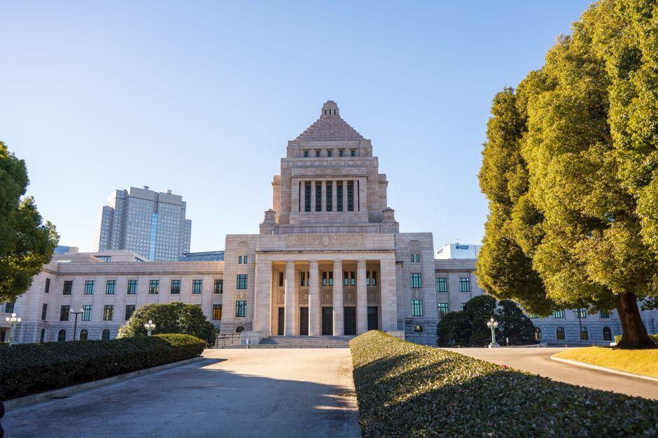 最新通报:政府正式承认并规范“第二身份”申请流程 1 最新通报政府确认第二身份申请流程规范化